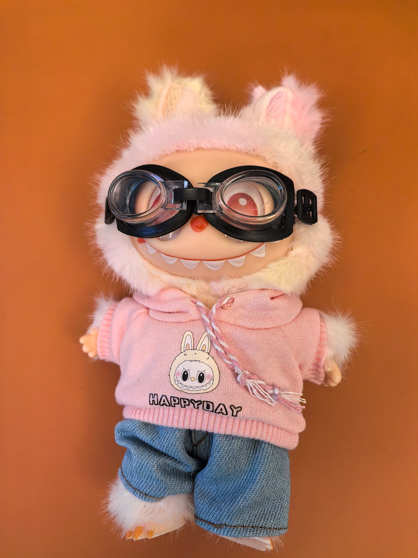 Live labubu dolls and clothes