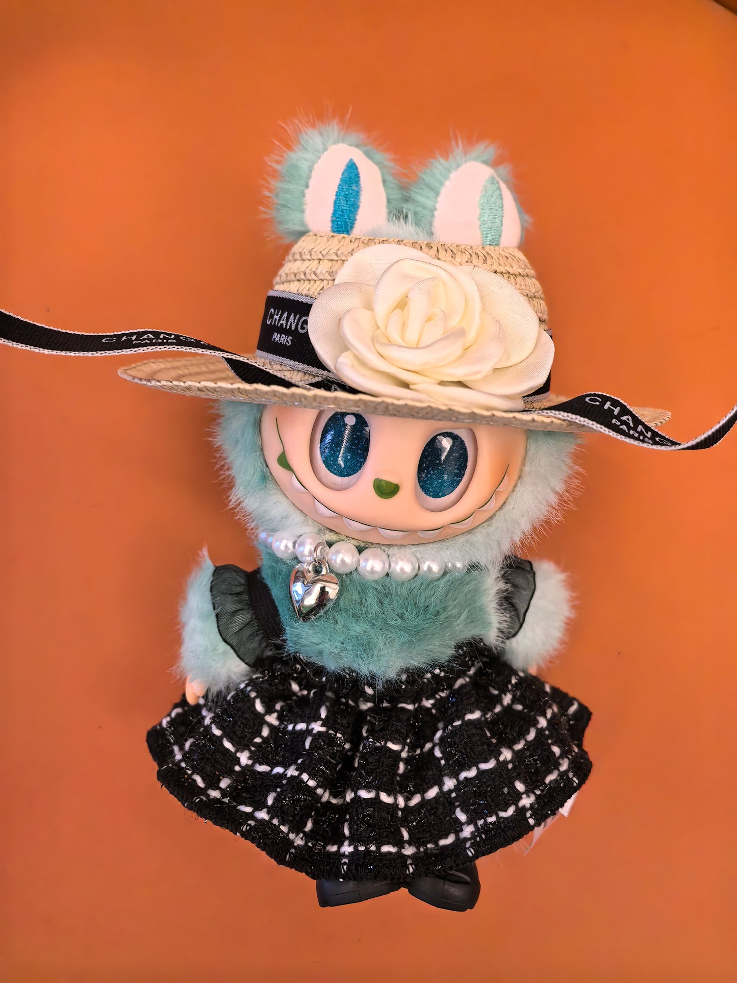 Live labubu dolls and clothes