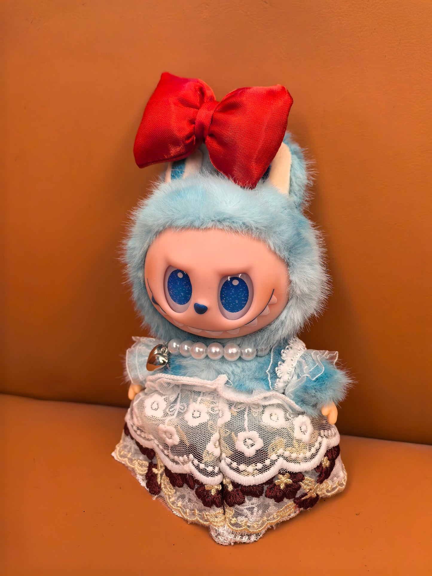 Live labubu dolls and clothes