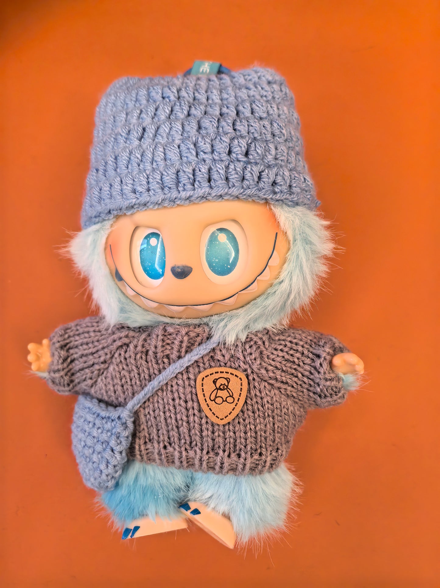 Live labubu dolls and clothes