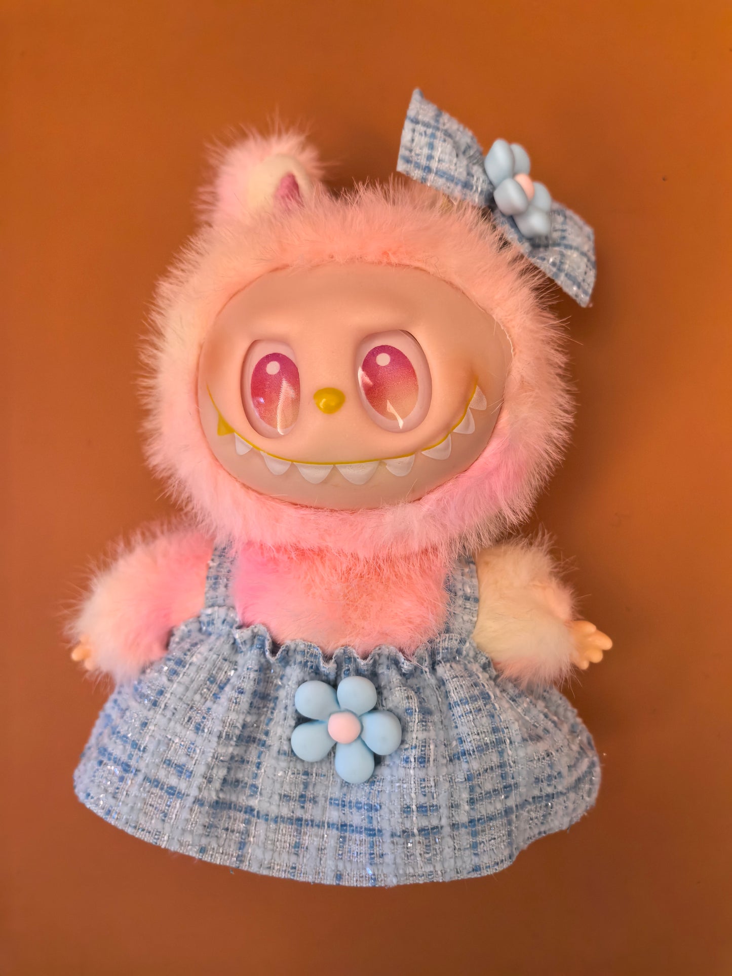 Live labubu dolls and clothes